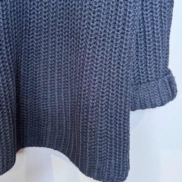 T. Babaton Aritizia | Linen & Silk Knit Sweater | Black | Medium - Picture 5 of 6